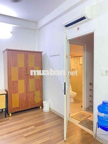 Phòng ban công, lối đi riêng, gần CV Làng Hoa, chợ Thạch Đà