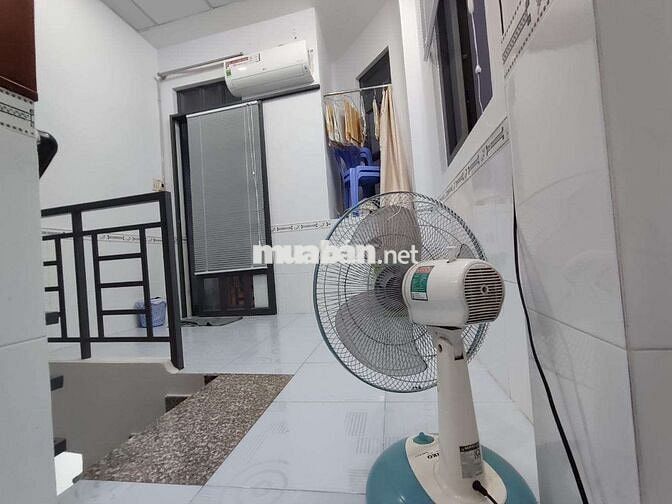Bán nhà 3 Tầng góc 2 mặt tiền Giá 2 Tỷ 450tr Ngay TT Linh Đông Thủ Đức