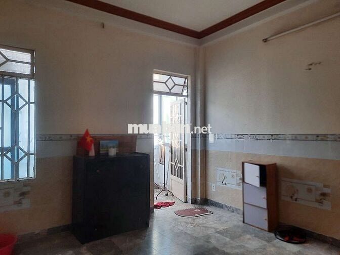 Phòng Trần Huy Liệu bao điện nước toilet riêng