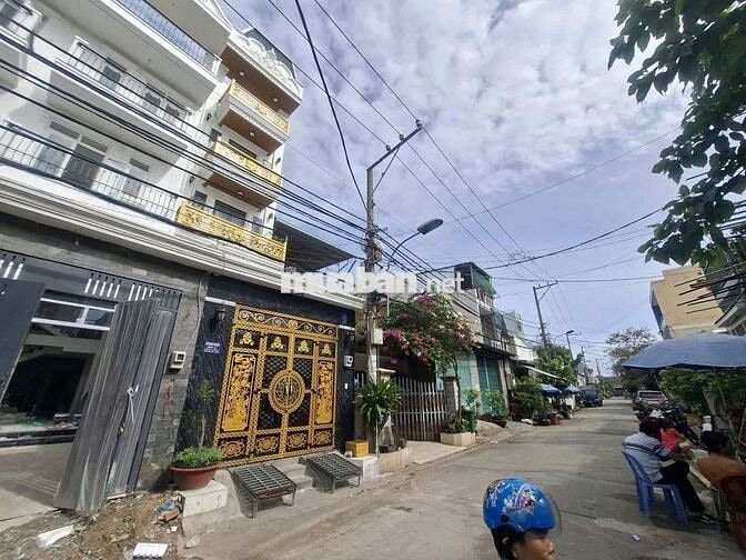 Nhà bán4,5 tấm hẻm 879 đường Hương Lộ 2 - Bình Tân
