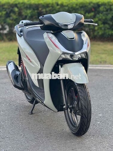 Honda- Sh 125 ABS 5/2025 chạy 2.000km