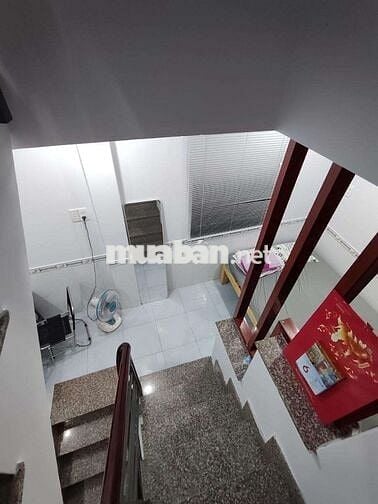 Bán nhà 3 Tầng góc 2 mặt tiền Giá 2 Tỷ 450tr Ngay TT Linh Đông Thủ Đức