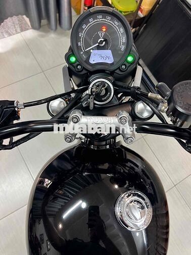 Triumph Speed Twin 2024 Jet Black BSSG Like New