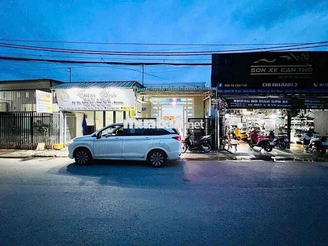 Nhà trệt lửng 3 phòng ngủ mặt tiền đường Trần Vĩnh Kiết