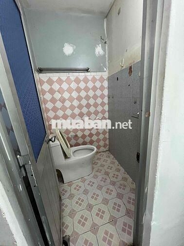 phòng wc riêng 2,3tr điện biên phủ