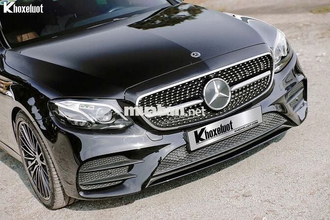MERCEDES-BENZ E300 AMG 2020-38000km