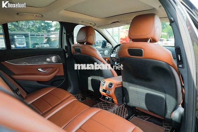 MERCEDES-BENZ E300 AMG 2020-38000km