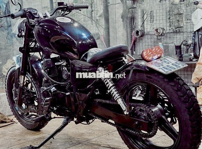 Rebell USA 2017 độ Triumph Bobber
