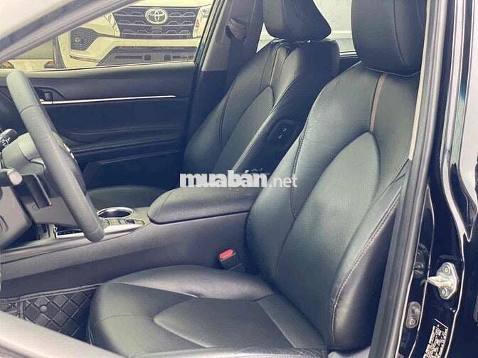 Toyota Camry 2022 2.5 Q - 5c tự động HÃNG BH 2027