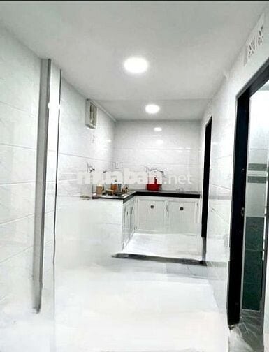Nhà cho thuê NC. CC căn hộ CXTĐ. Lô Chữ, Lầu 1. Đường TĐ, P.27, Q.BT.