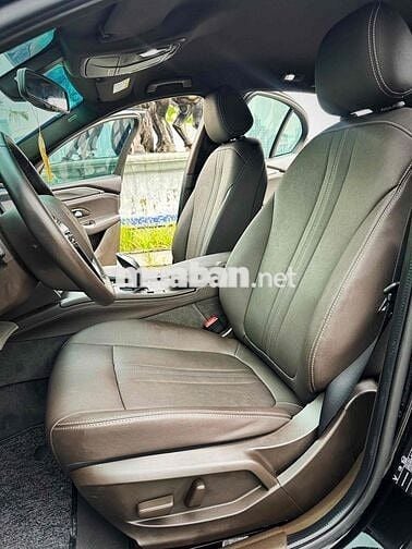 VinFast Lux A2.0 2023 - 30000 km
