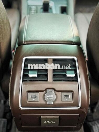 VinFast Lux A2.0 2023 - 30000 km