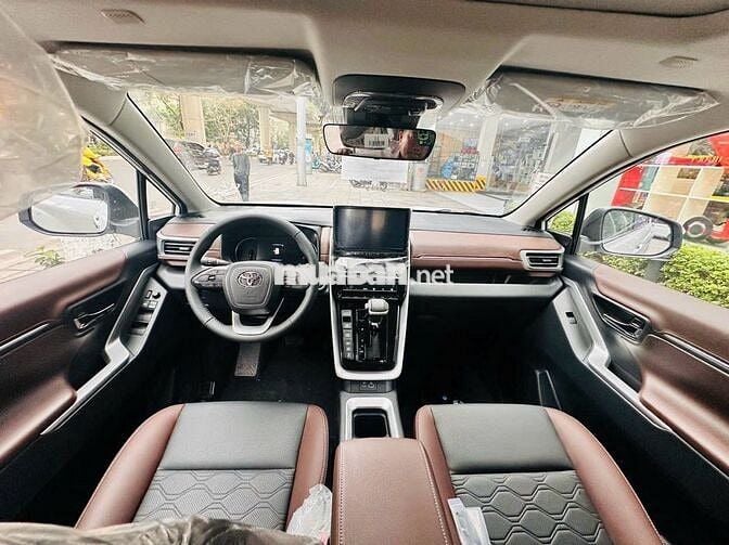 Toyota Innova Cross 2025
