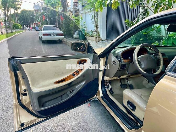 Lexus ES300 AT