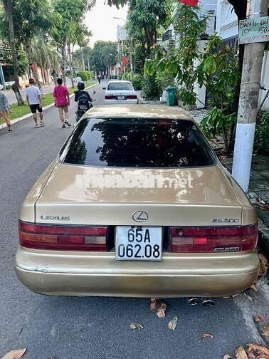 Lexus ES300 AT