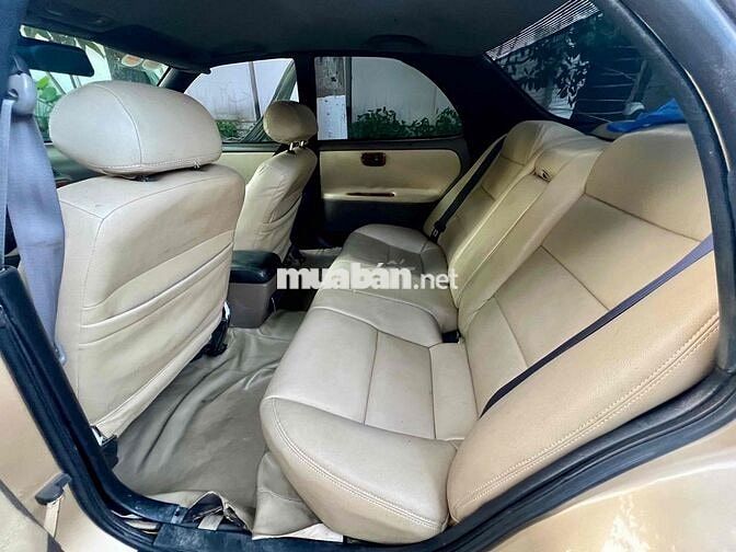 Lexus ES300 AT