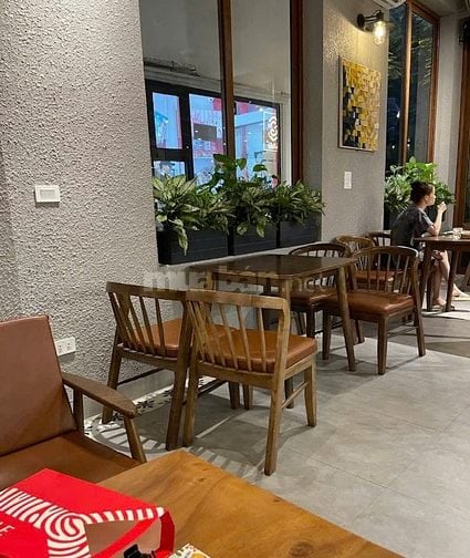VIỆC LÀM CHO SINH VIÊN VÀ NGƯỜI LAO ĐỘNG KIẾM THÊM THU NHẬP