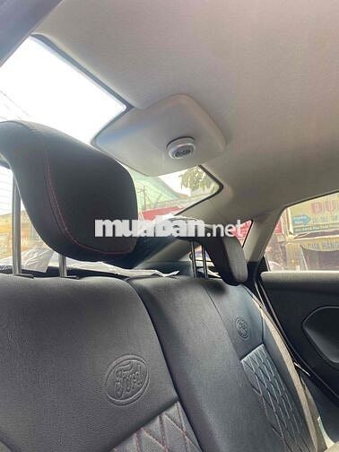 Ford Fiesta 2011 1.4 MT - 110000 km