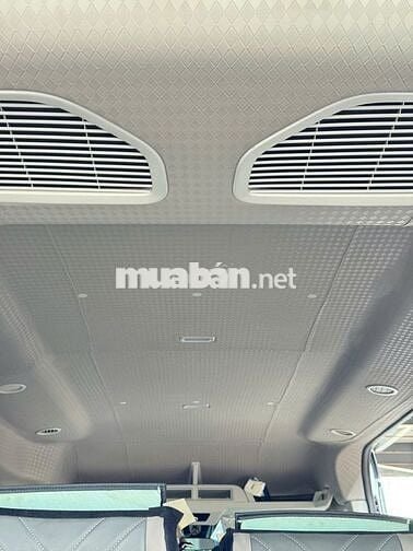 Ford Transit Trend 2025 - Siêu Lướt Xe Cá Nhân