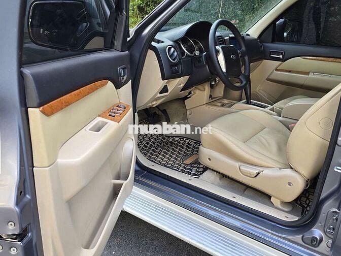 Ford Everest 2010 2.5L 4x2 AT - 79000 km