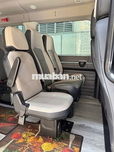 Ford Transit Trend 2025 - Siêu Lướt Xe Cá Nhân