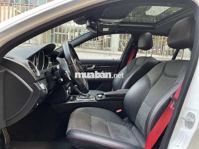 Mercedes C300 AMG Plus Dây đai đỏ , cửa nóc đôi