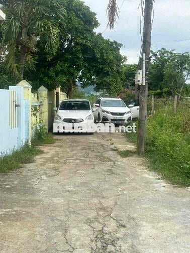 bán 7 lô đất đối diện uỷ ban nhân dân hoà nhơn ngay khu tái định cư