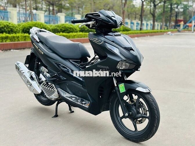 HONDA AIR BLADE 125 FI BẢN ĐEN SẦN KHÓA SMARKEY