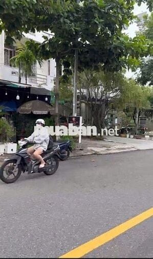 BÁN ĐẤT ĐƯỜNG  PHÙNG HƯNG VỊ TRÍ SÁT RẠT BIỂN, RẺ KHU VỰC