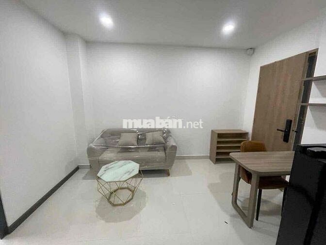 2PN 60m2, 5-6 Người Ở , Sát Q1 , Hutech, UEF, HIU, uef , FTU , GTVT