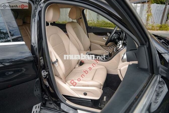 Mercedes Benz GLC 200 2022 - 1 Tỷ 389 Triệu