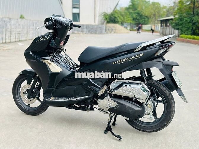 HONDA AIR BLADE 125 FI BẢN ĐEN SẦN KHÓA SMARKEY