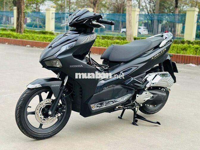 HONDA AIR BLADE 125 FI BẢN ĐEN SẦN KHÓA SMARKEY