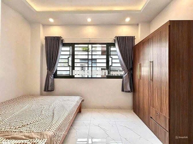 STUDIO FULL NT CỬA SỔ TRỜI TO CỰC THOÁNG NGAY NGÃ TƯ BỐN XÃ