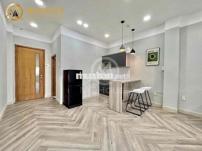 CHO THUÊ CĂN HỘ FULL NỘI THẤT CỬA SỔ, BANCOL NGUYỄN TRÃI QUẬN 1