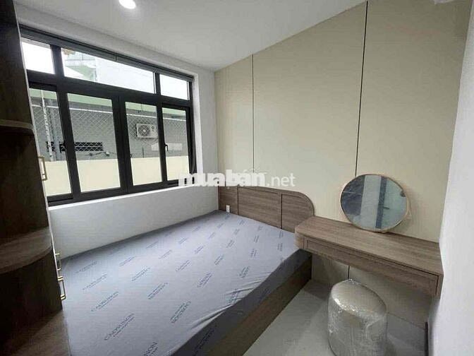 2PN 60m2, 5-6 Người Ở , Sát Q1 , Hutech, UEF, HIU, uef , FTU , GTVT