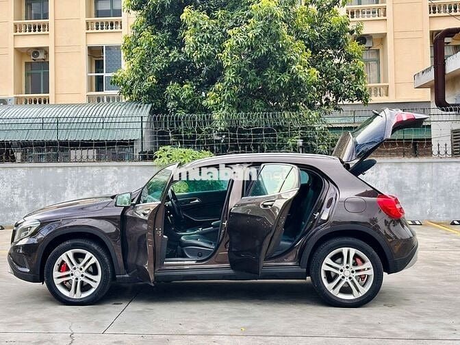 Mercedes Benz GLA Class 2015  - 70000 km