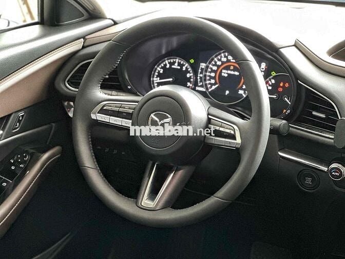 Mazda CX-30 2022 Luxury 2.0 AT - 54000 km