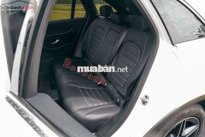 Mercedes Benz GLC 300 4Matic 2022 - 1 Tỷ 889 Triệu