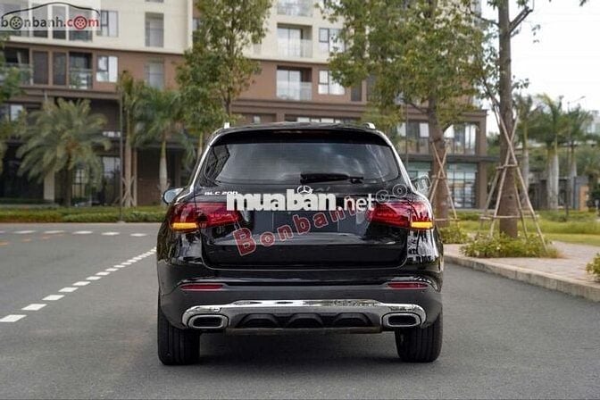 Mercedes Benz GLC 200 2022 - 1 Tỷ 389 Triệu