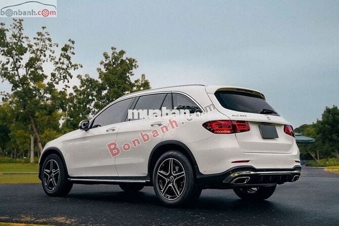 Mercedes Benz GLC 300 4Matic 2022 - 1 Tỷ 889 Triệu