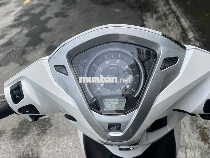 lead 4val đi 6000km biển ông địa nhỏ ông địa lớn