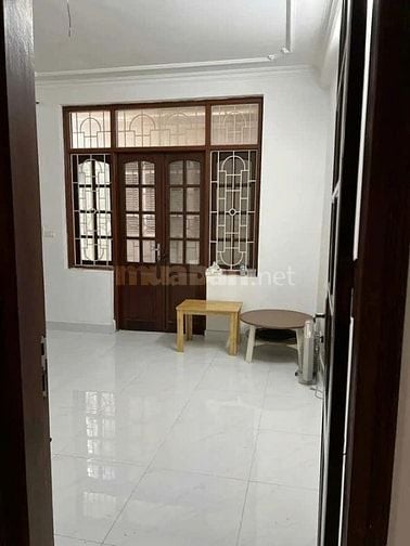 Bán Nhanh siêu phẩm Nguyễn Ngọc Vũ, 61m, 5 tầng, 4,8m MT, Gía 22,1 tỷ 