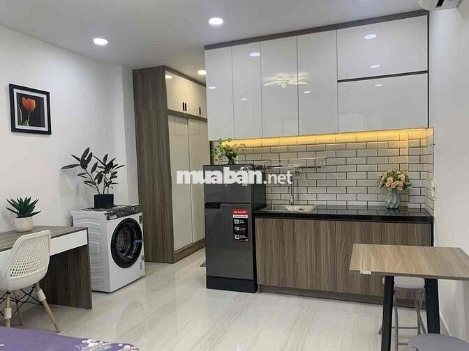 Cho Thuê Căn Studio Ban Công Máy Giặt Riêng Ngay Hồ Hảo Hớn Quận 1