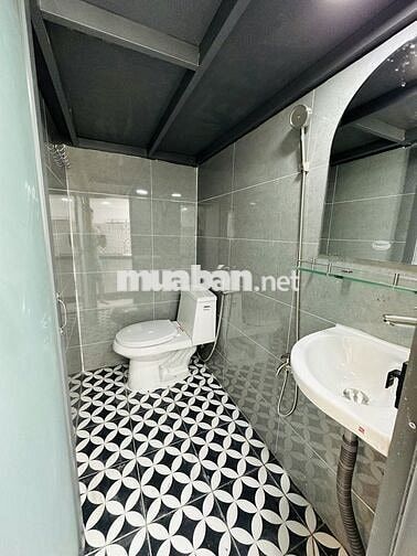 Cho thuê thuê phòng mới như hình, gác cao, 2 cửa sổ rất thoáng