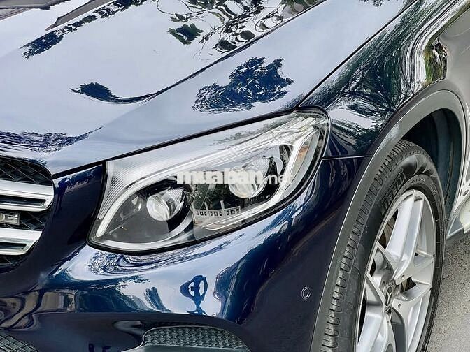 Mercedes-Benz GLC300 4Matic 2017 xanh cavansize