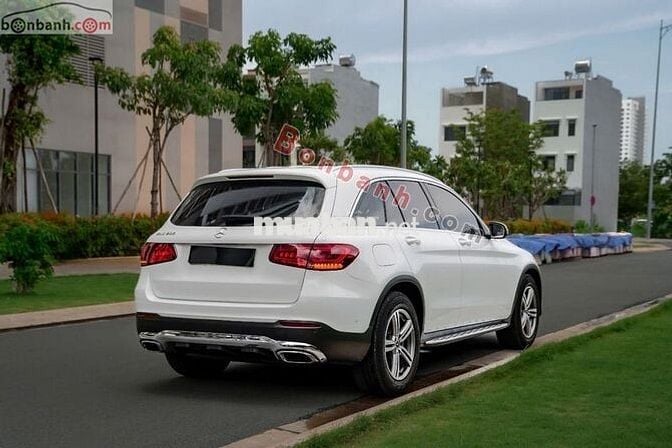 Mercedes Benz GLC 200 2022 - 1 Tỷ 388 Triệu