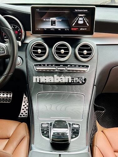 Mercedes-Benz GLC300 4Matic 2017 xanh cavansize