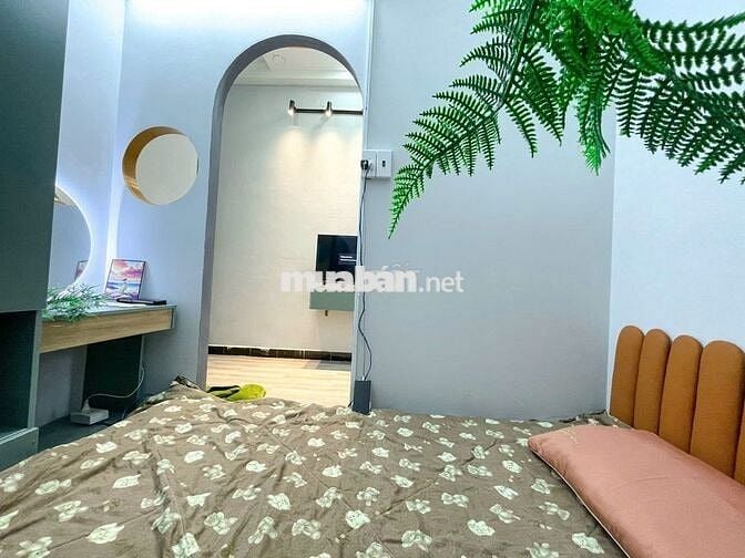 Căn Hộ 2 PN Ban Công Full Nội Thất Tân Bình