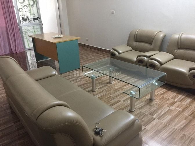 Cho thuê căn hộ 126m2 3 phòng ngủ tại Tòa nhà HH2, phố Dương Đình Nghệ